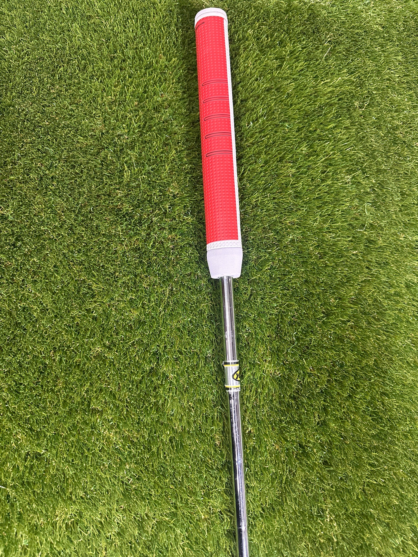 Yes C Groove Sandy 12 Mid 33" Putter