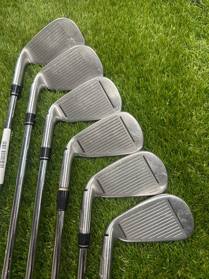 TaylorMade M1 4-PW Irons (no8)