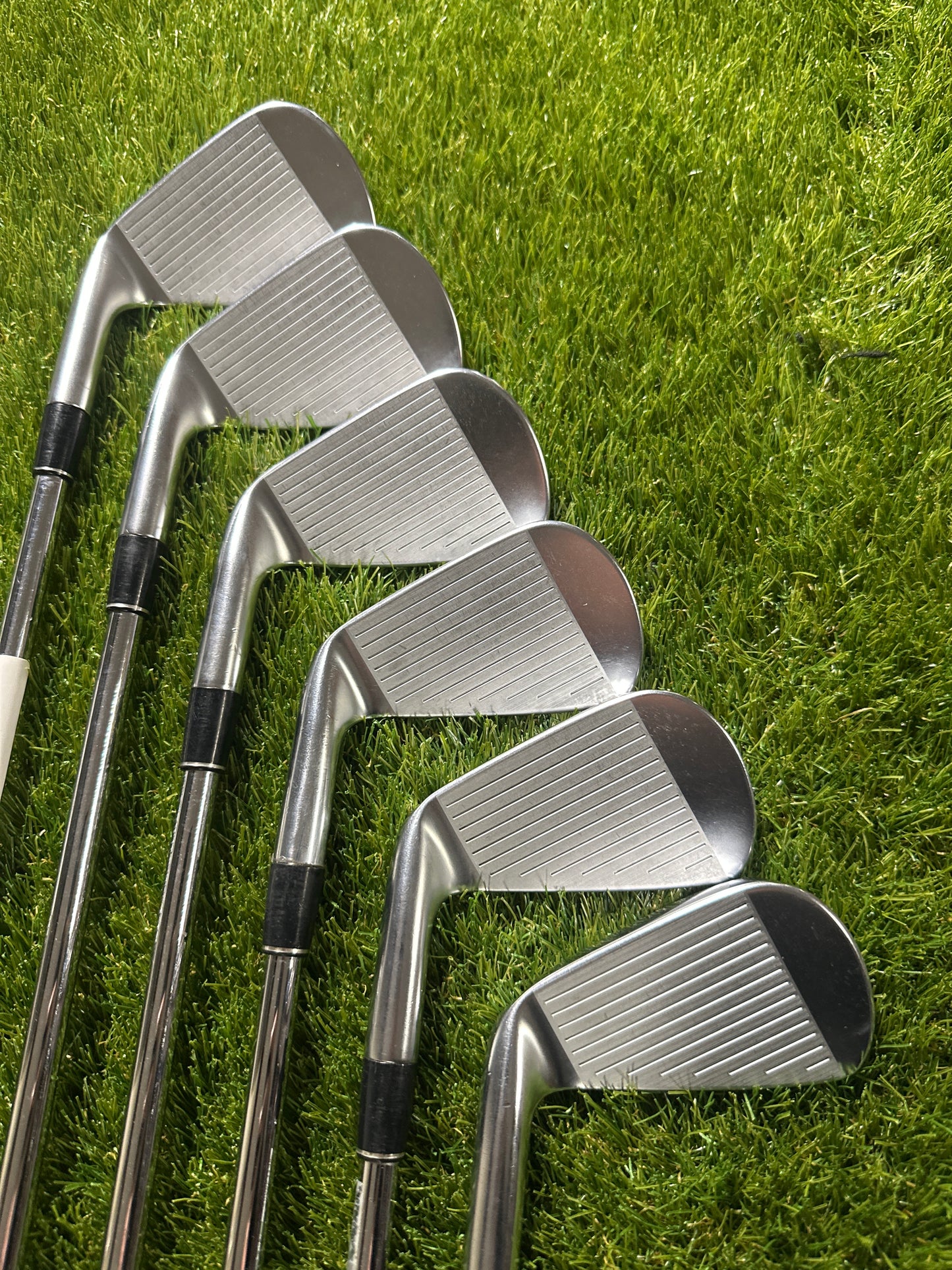 Srixon ZX5 5-PW Irons
