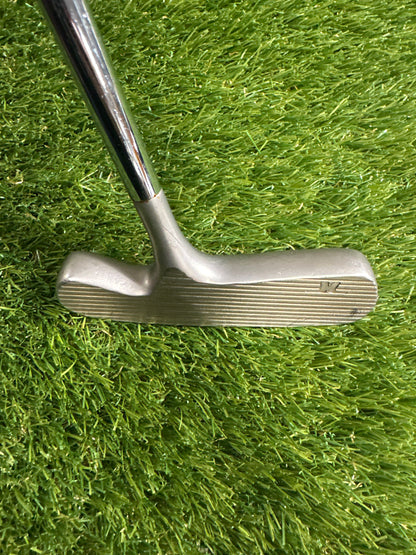 John Letters The Original Golden Goose 35" Putter