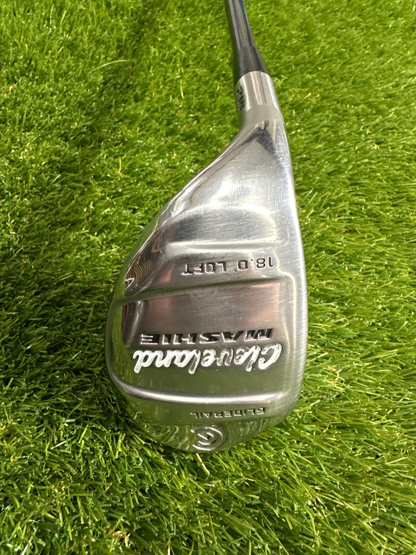 Cleveland Mashie 18 HYB