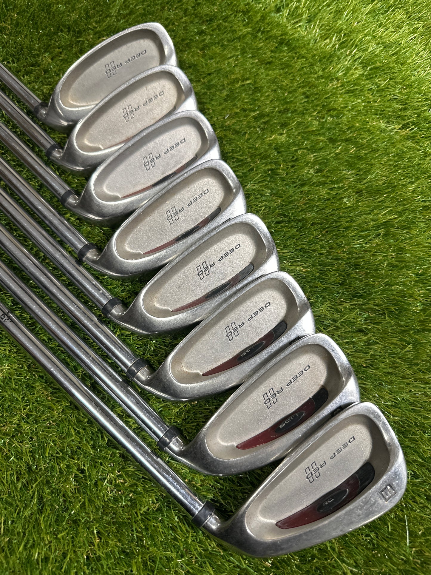 Wilson Deep Red 4-SW Irons