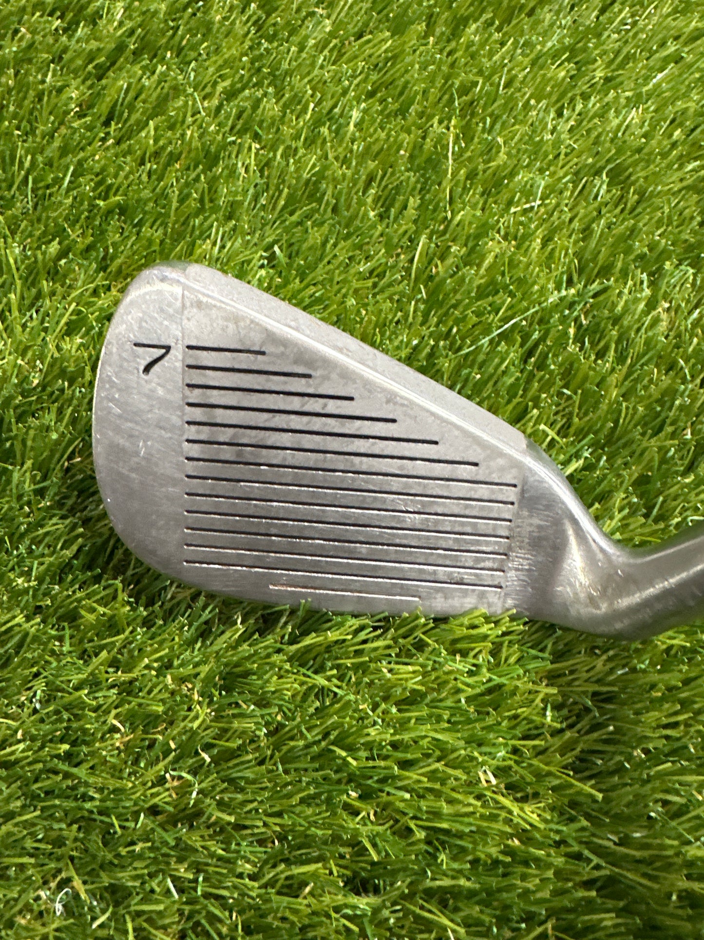 Professional Trident Tour 7 Iron