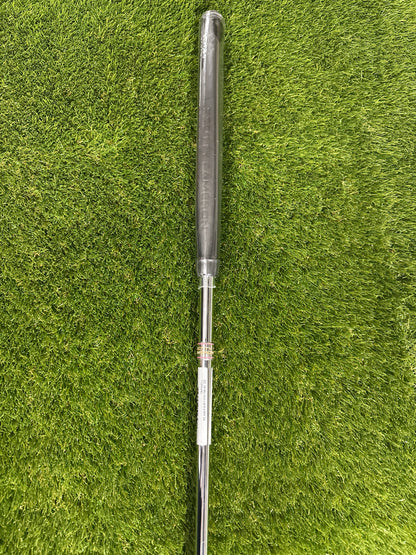 Scotty Cameron MY Girl Fancy Forever 34" Putter