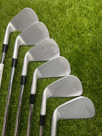 TaylorMade P790 5-PW Irons