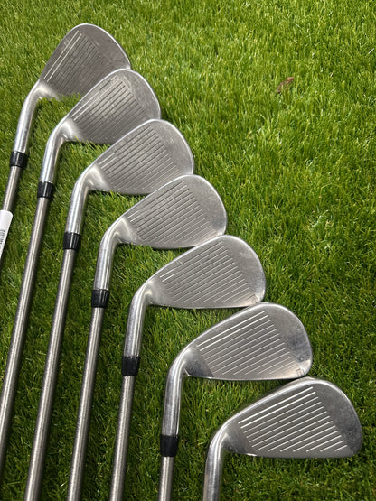 Callaway Rogue ST Max 5-SW Irons