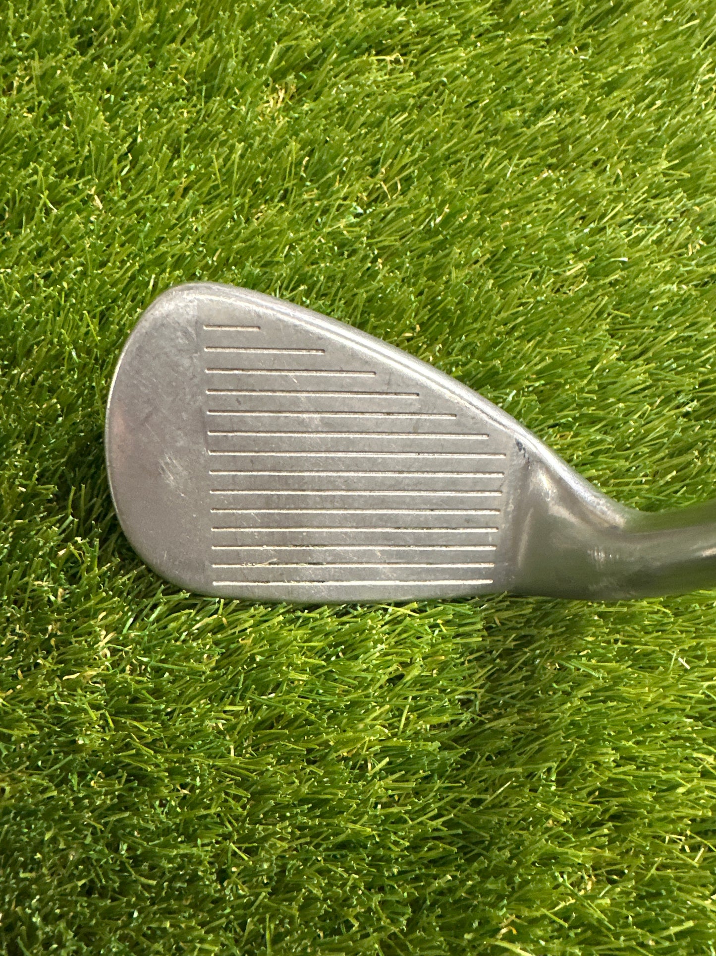Wilson Staff D200 SW