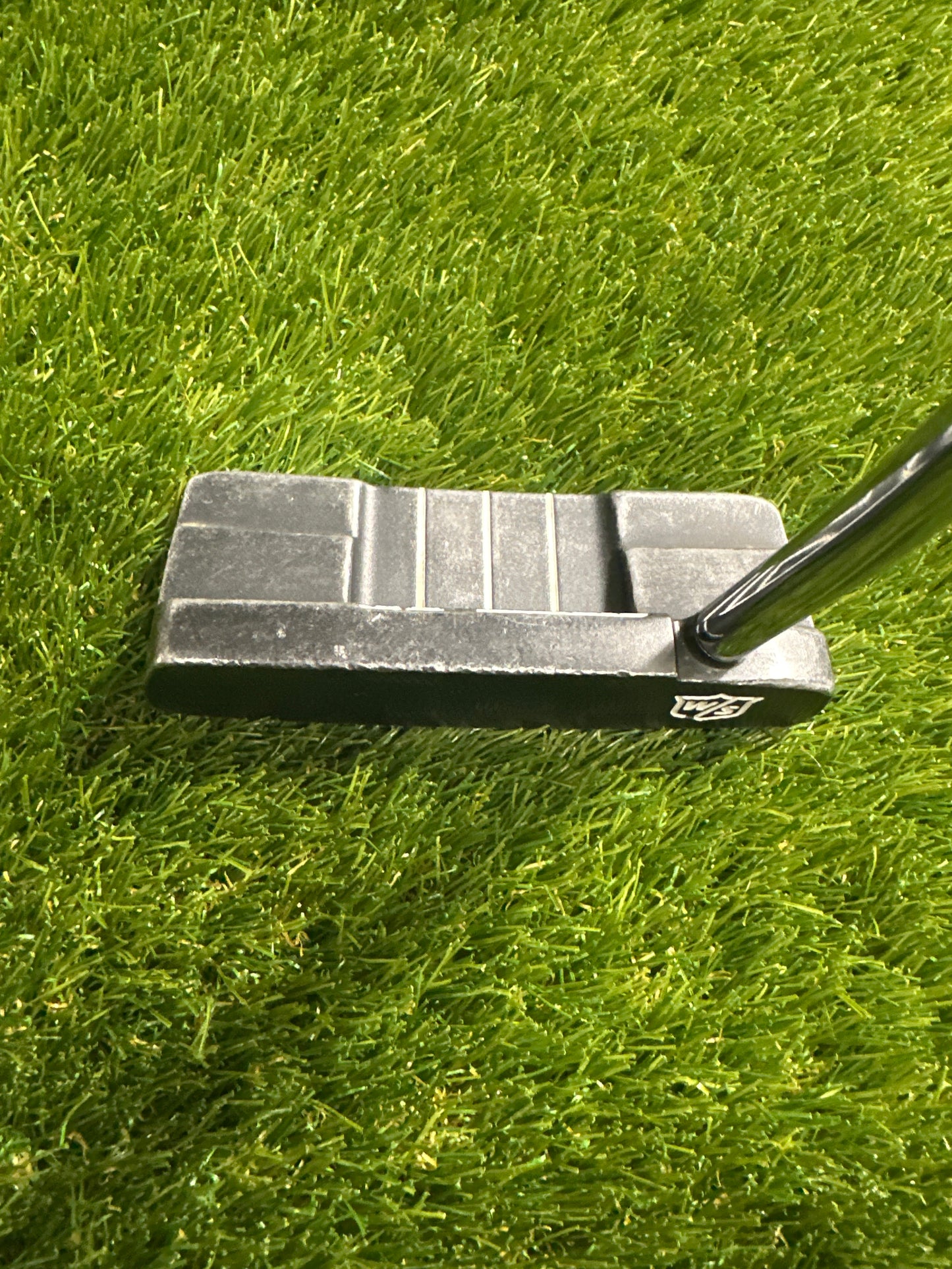 Wilson Infinite Loop 33" Putter