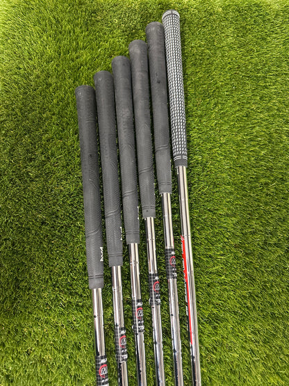 PXG 0211 Dual Cor 6-GW Irons