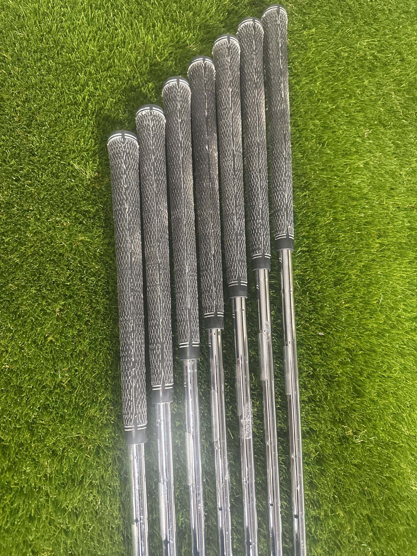 Wilson FG Tour V6 4-PW Irons