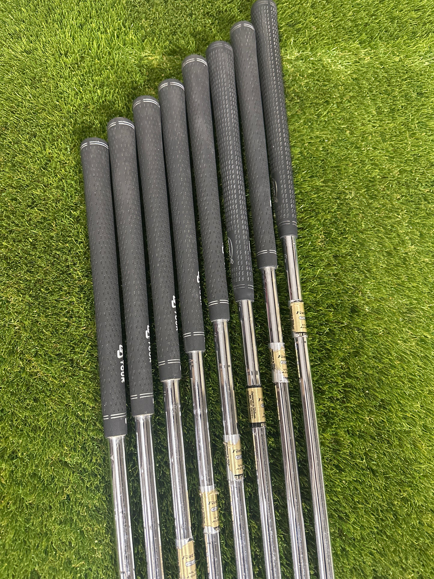 Wilson Fatshaft 4-SW Irons