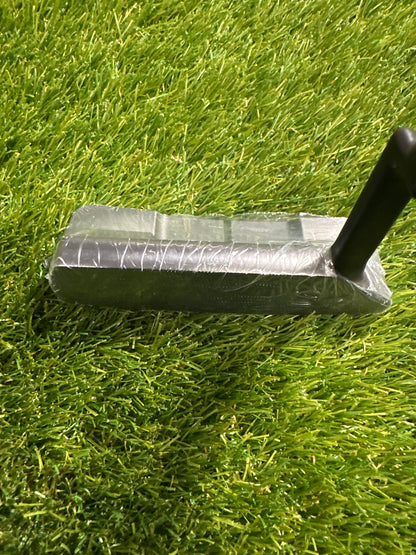 Mizuno MCraft OMOI 4 Black 35" Putter