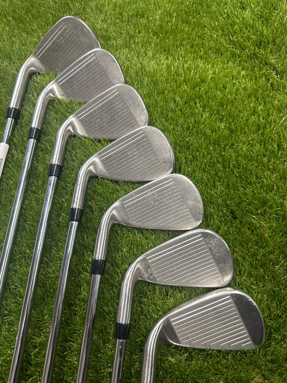 Callaway Rogue ST Max 5-SW Irons