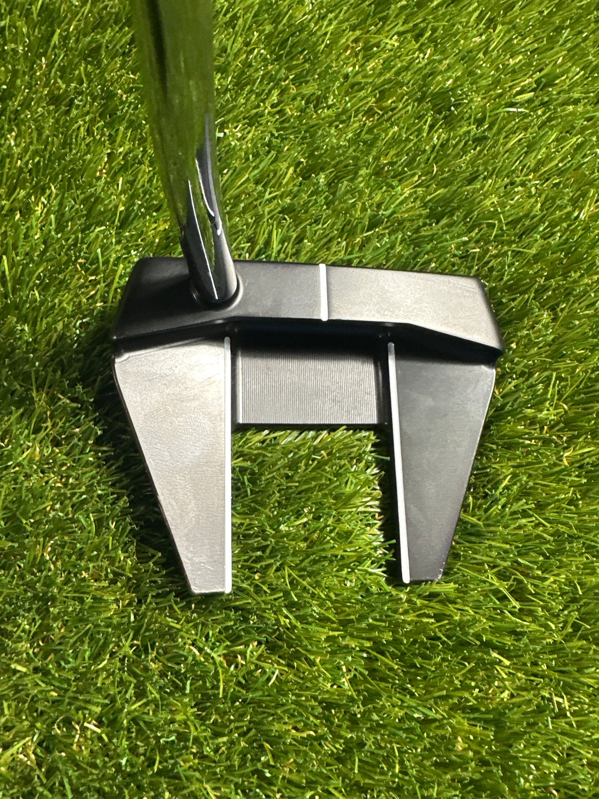 Odyssey Toulon Las Vegas 37" Putter
