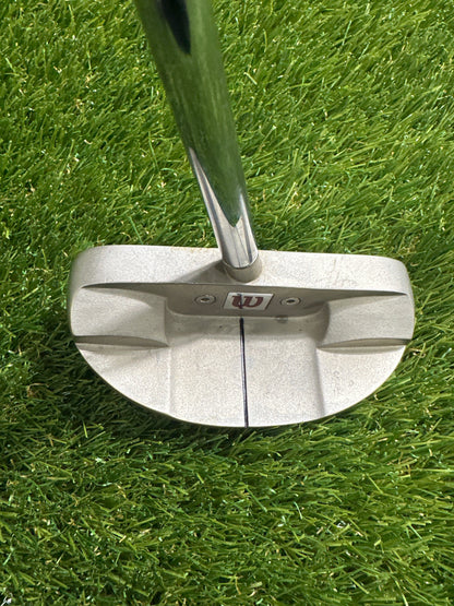 Wilson Deep Red 34.5" Putter