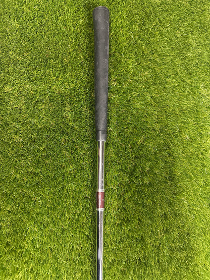 Wilson Deep Red 34.5" Putter