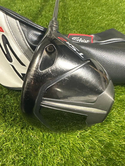 Titleist TSR2 9 Driver