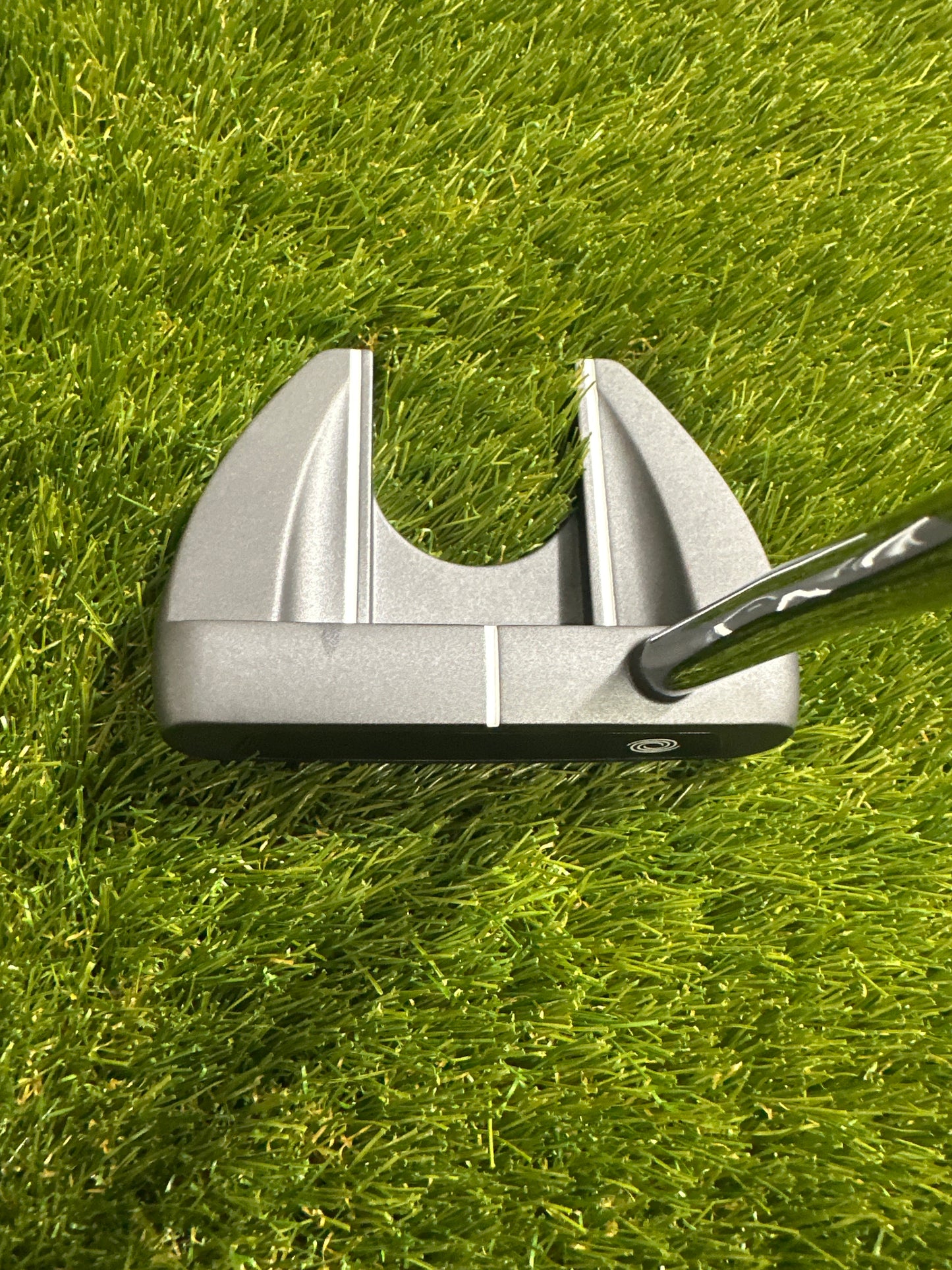Odyssey DFX V Line Fang 35" Putter