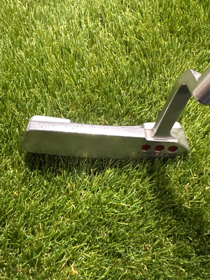 Scotty Cameron Studio Select Newport 2 35" Putter