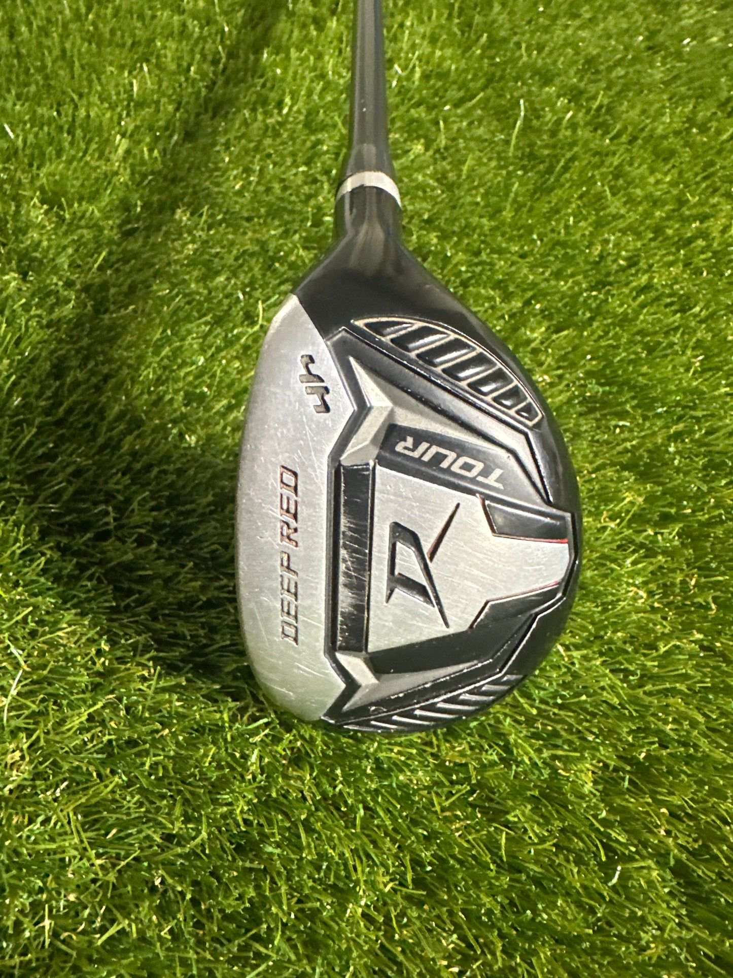 Wilson Deep Red Tour 4 HYB