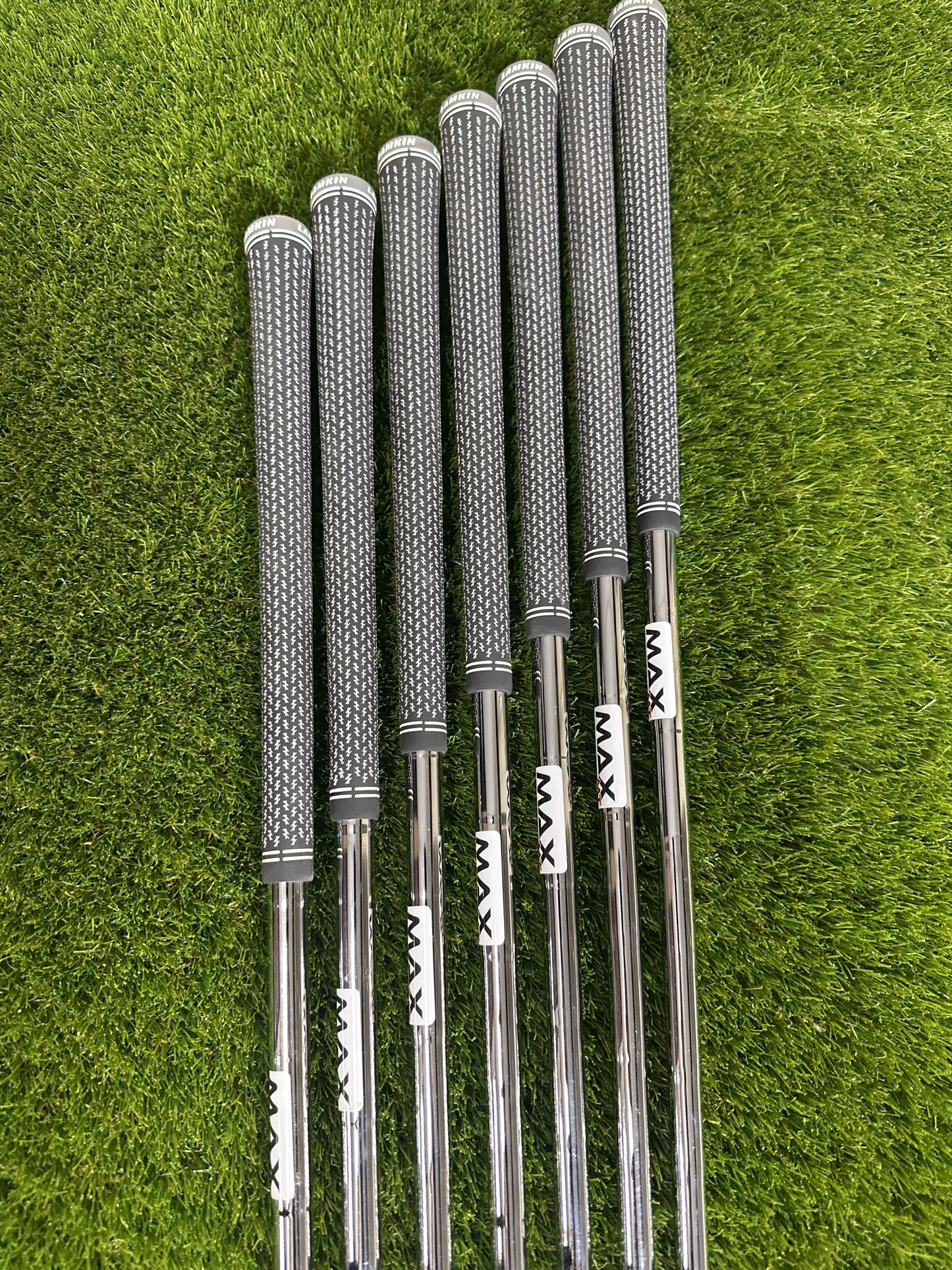 TaylorMade Sim 2 Max 5-SW Irons