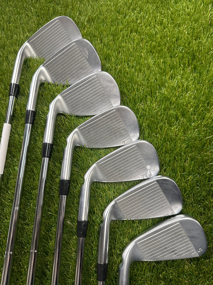 Ping G440 5-UW Irons