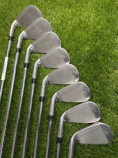 Callaway Warbird 4-SW Irons