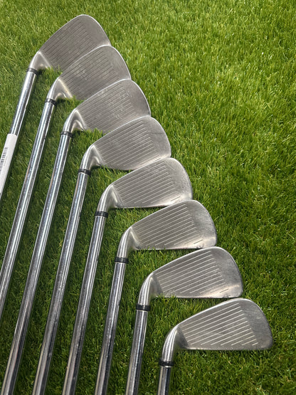 Wilson Fatshaft 4-SW Irons
