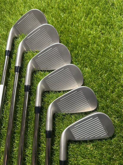 Cobra Dark Speed 6-GW Irons