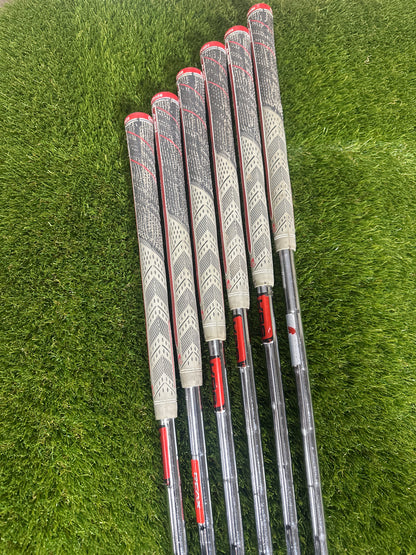 TaylorMade R11 5-PW Irons