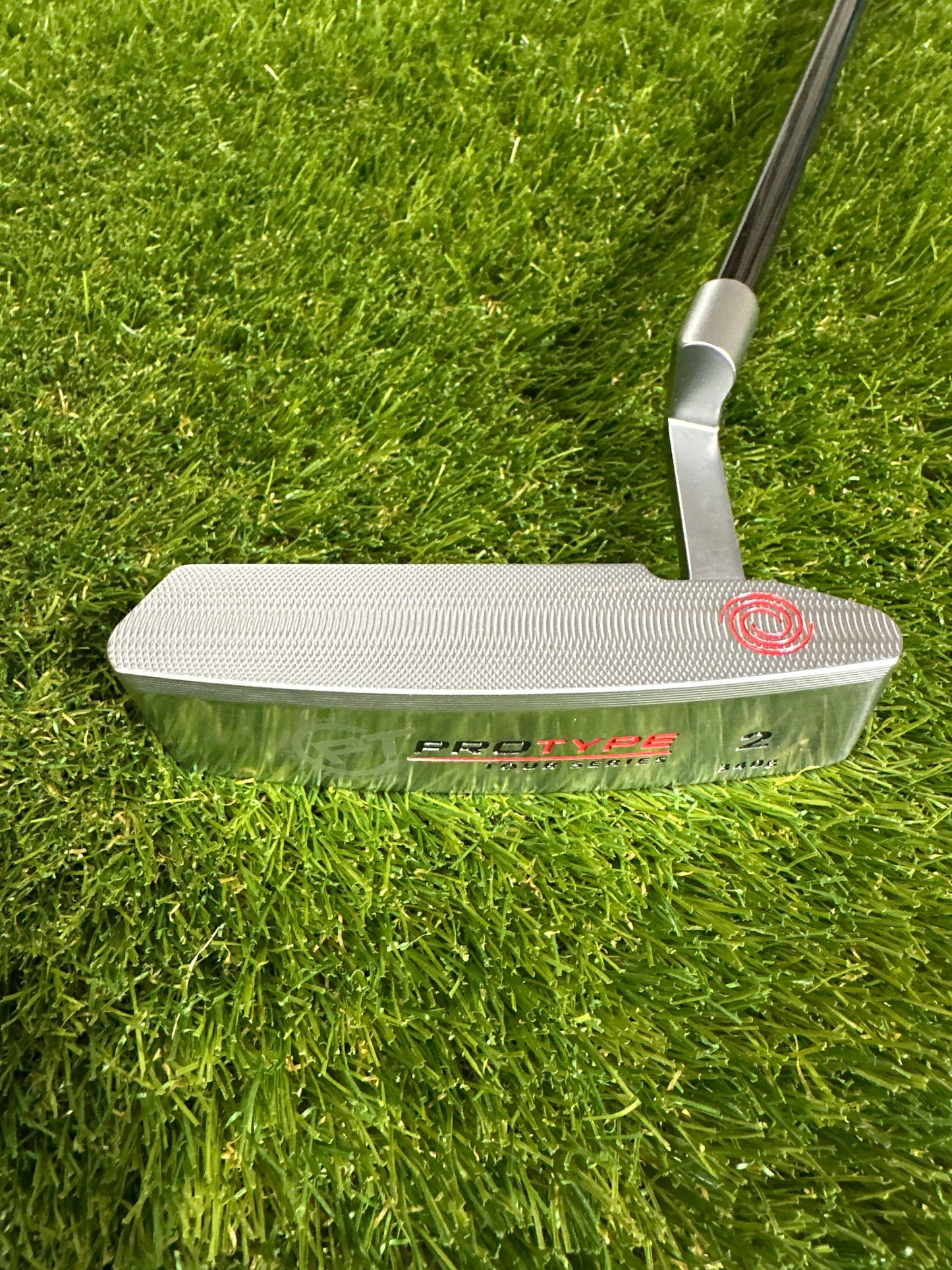 Odyssey Protype Tour Series 2 33" Putter