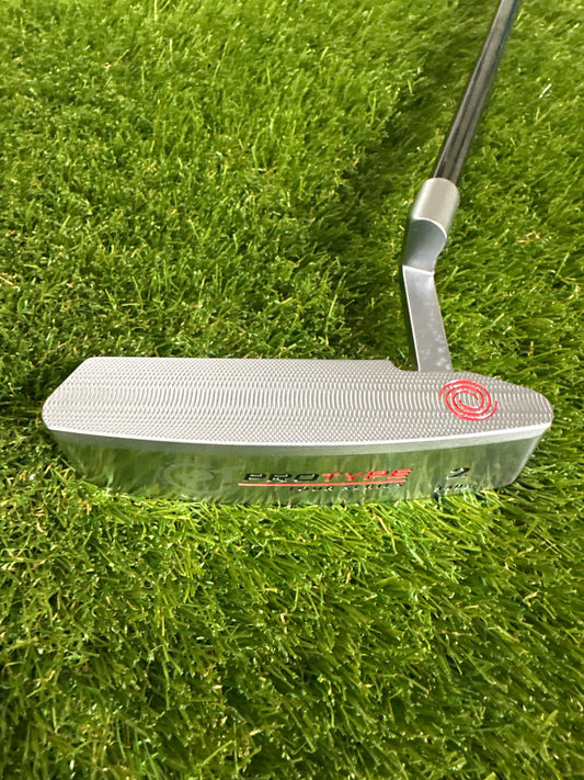 Odyssey Protype Tour Series 2 35" Putter