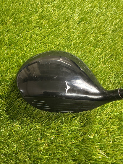 Mizuno STX 220 5/18 FWY