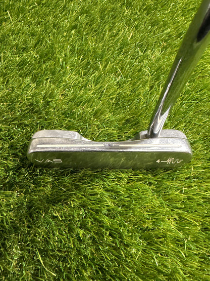 Cleveland VAS 4 35" Putter