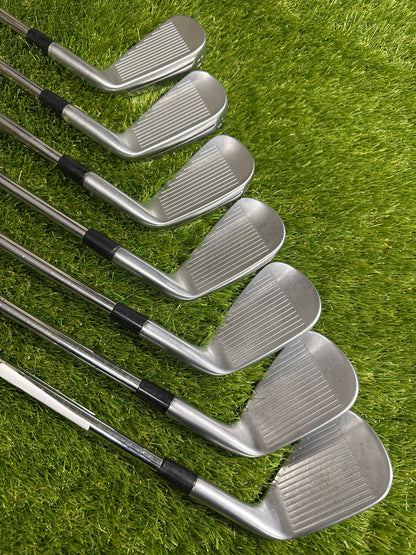 TaylorMade P790 4-PW Irons