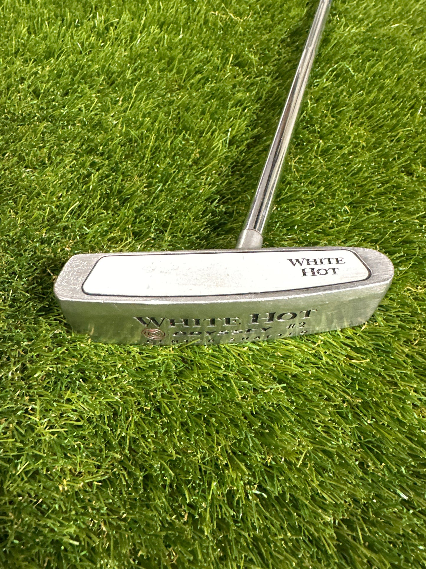 Odyssey White Hot 2 34" Putter