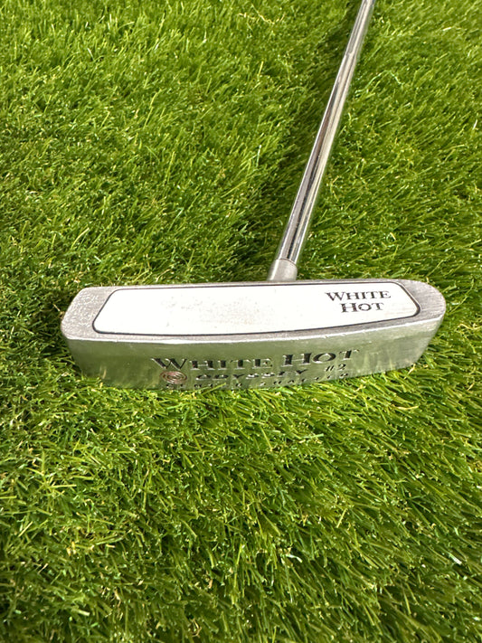 Odyssey White Hot 2 34" Putter