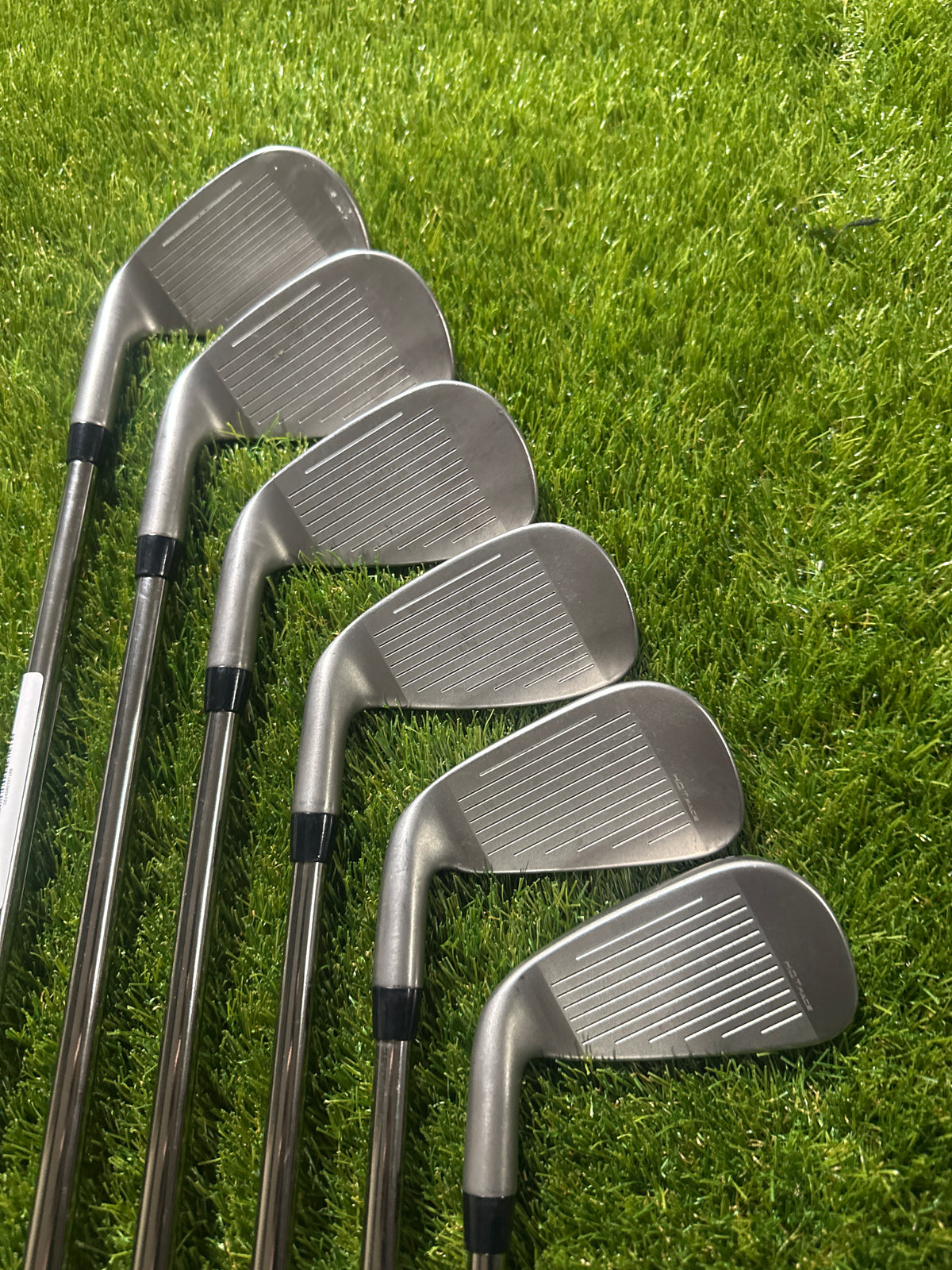 Cobra Dark Speed 6-GW Irons