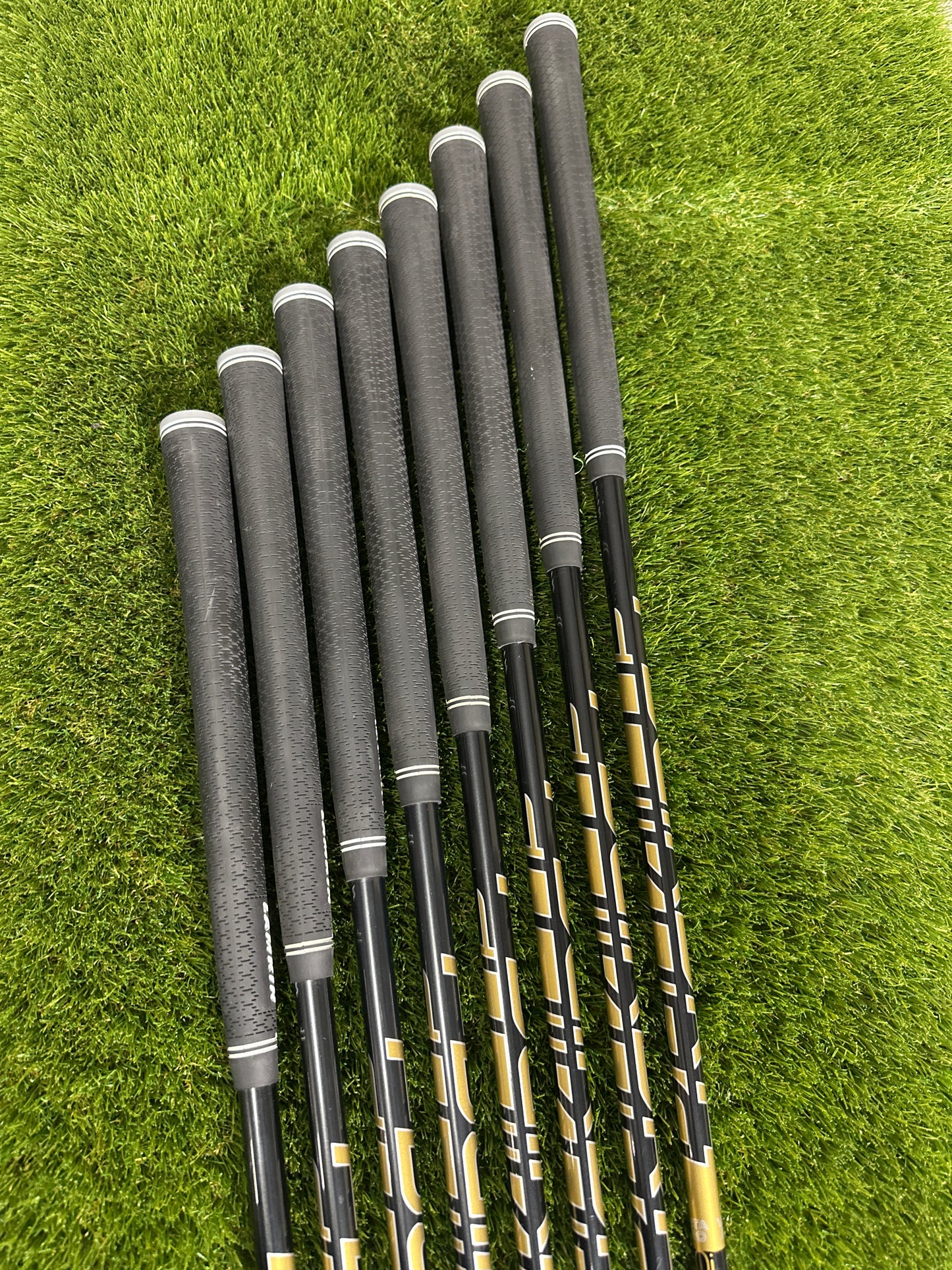 BenRoss Gold 5-SW Irons