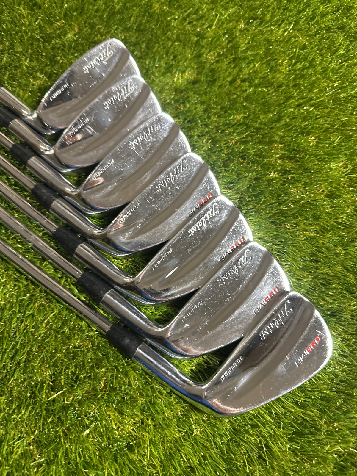 Titleist 695MB 4-PW Irons
