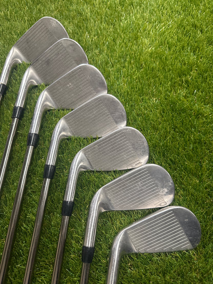 Titleist T300 6-53W Irons