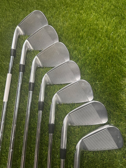 Ping I230 4-W Irons