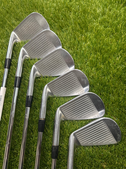 Mizuno JPX 825 Pro 5-PW Irons