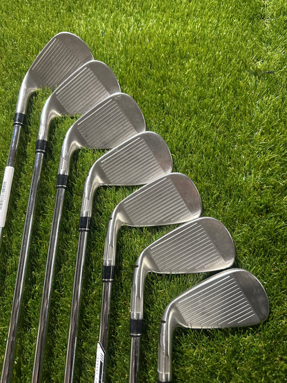 TaylorMade Stealth 5-SW Irons