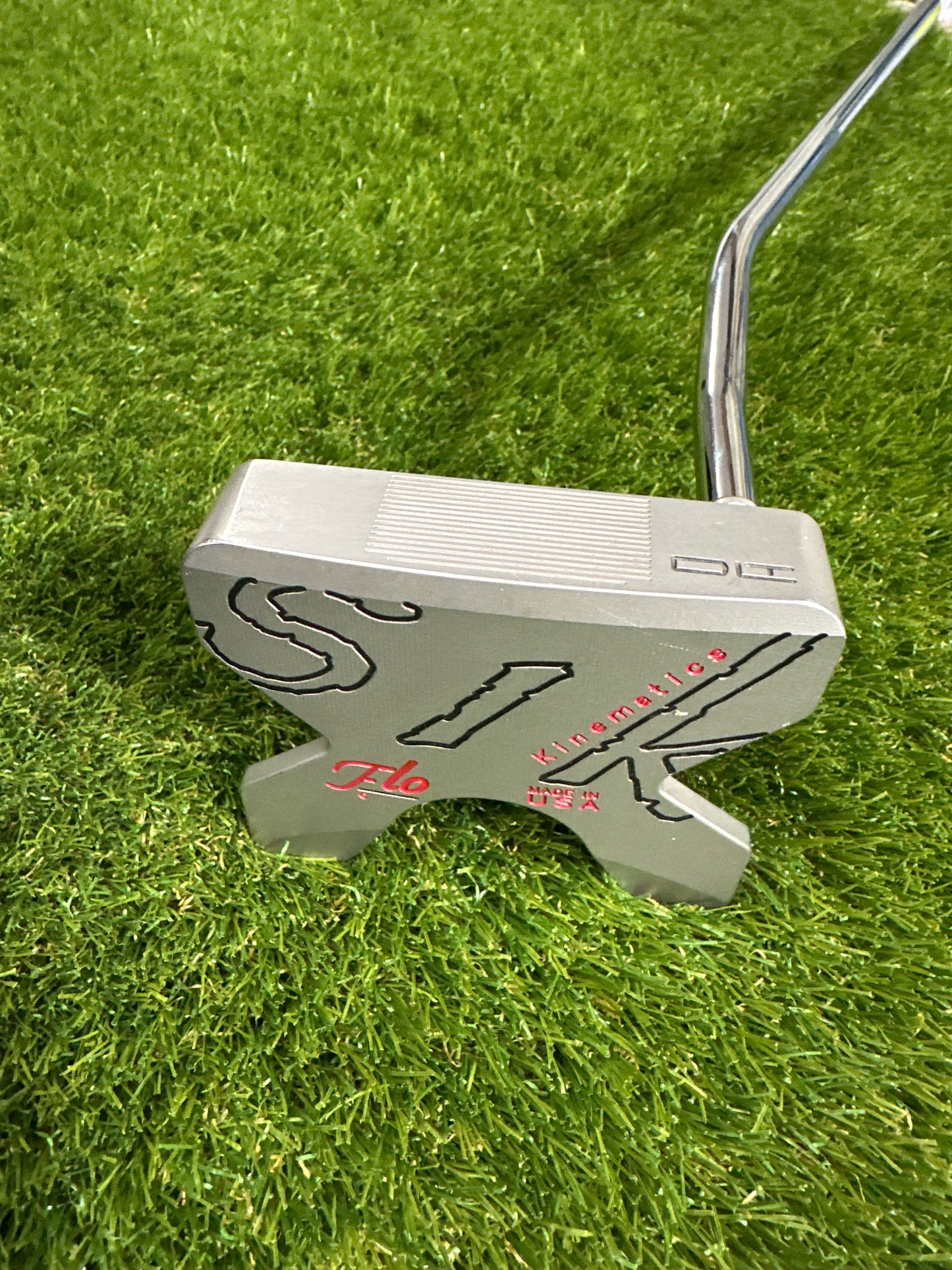 SIK Flo Kinematics 35" Putter