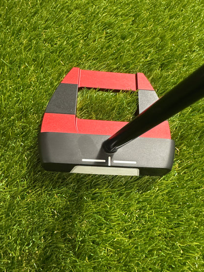 Odyssey 525 Tri Hot Jailbird Cruiser 38" Putter