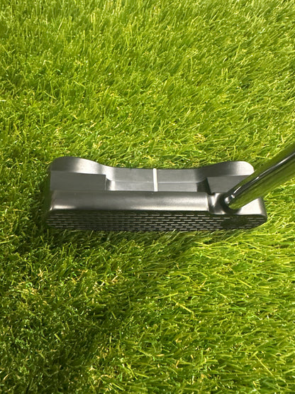 Odyssey Toulon Chicago 34" Putter