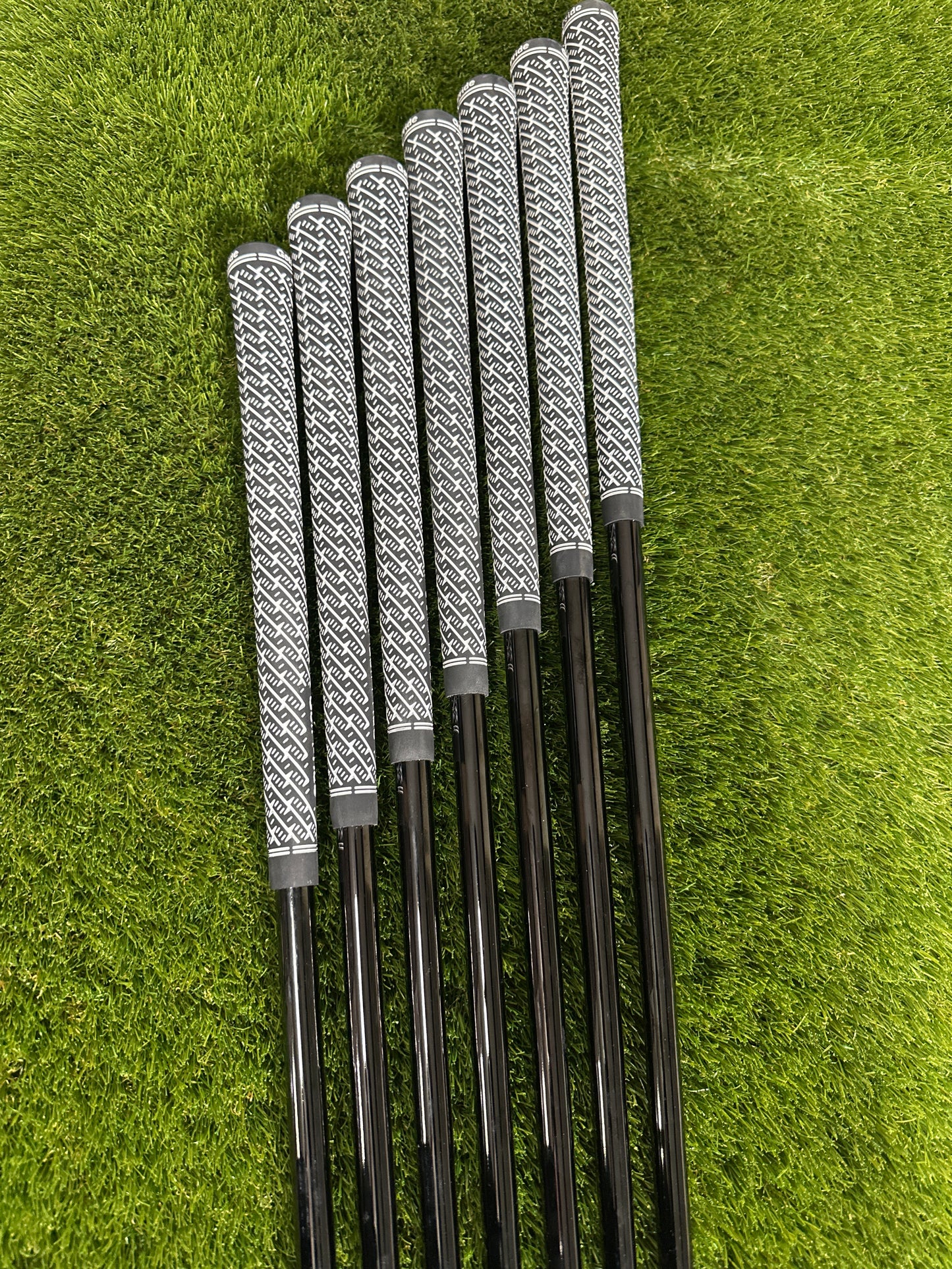 Wilson Staff Model 4-PW Irons
