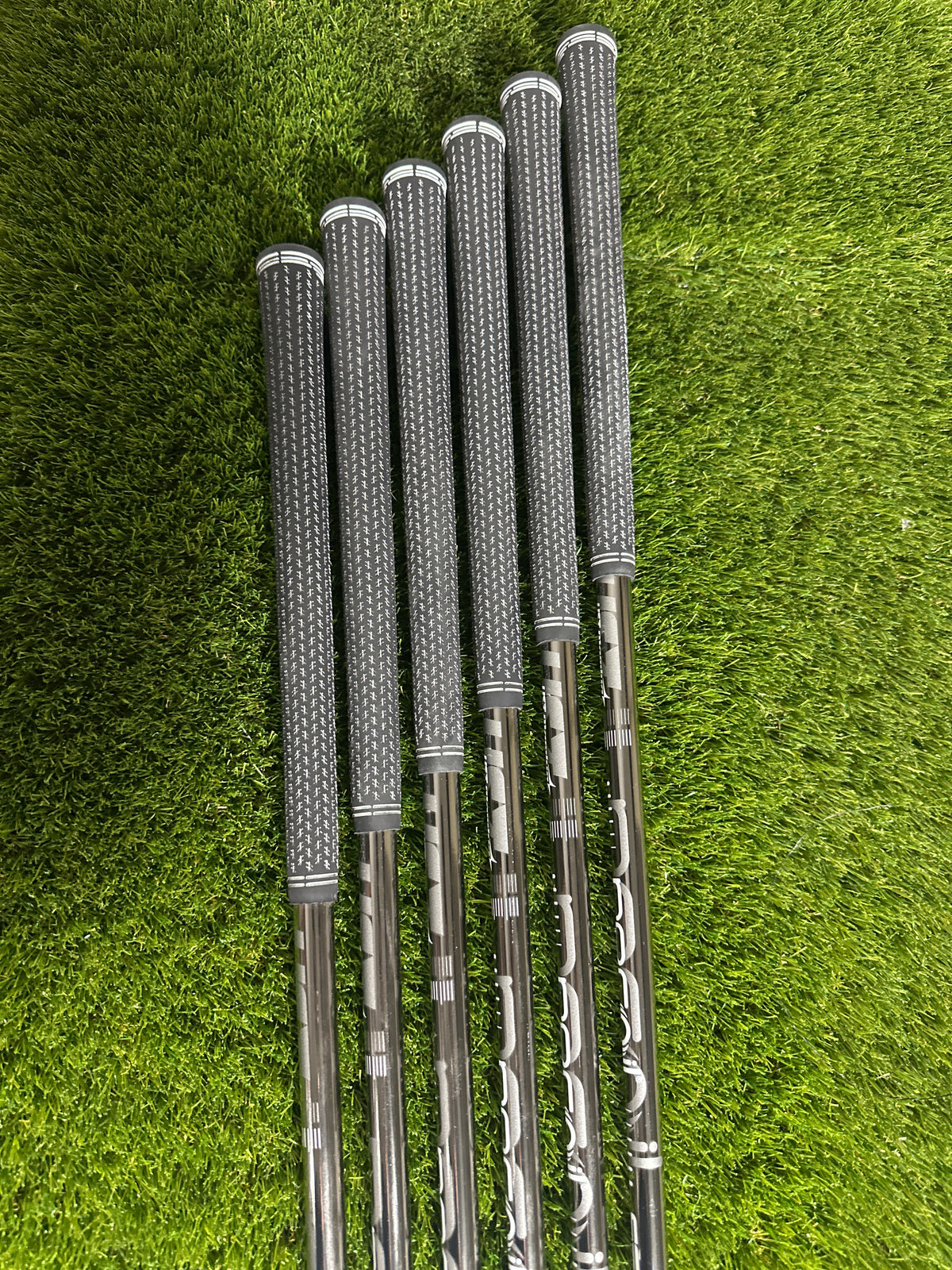 Cobra Dark Speed 6-GW Irons
