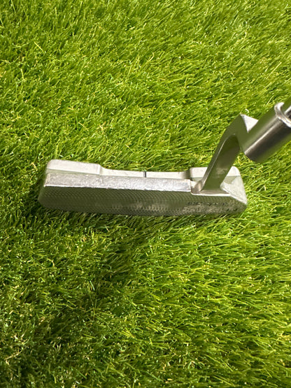 Scotty Cameron Select Newport 2 34" Putter